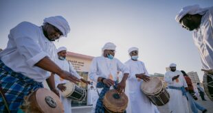رقصة الأنديما.. حكايات كتبها إيقاع البحر وحماس الصيادين