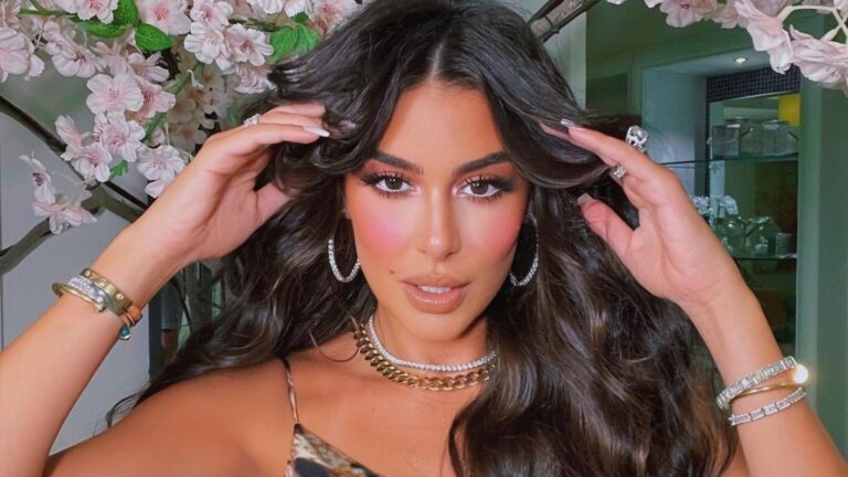 11880522-FD0D-47AE-85A9-3F5AE6EB102F