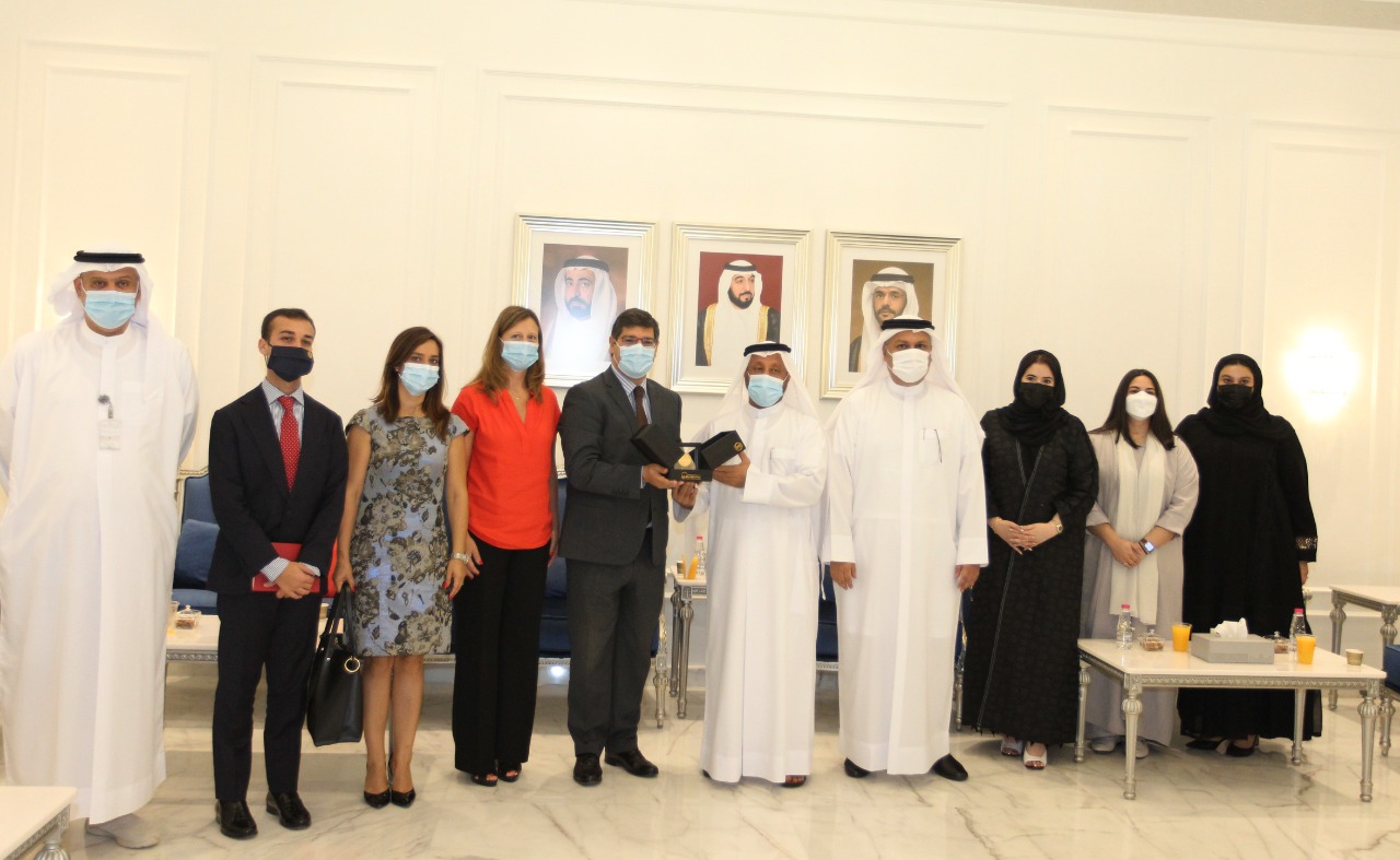 2- خلال اللقاء