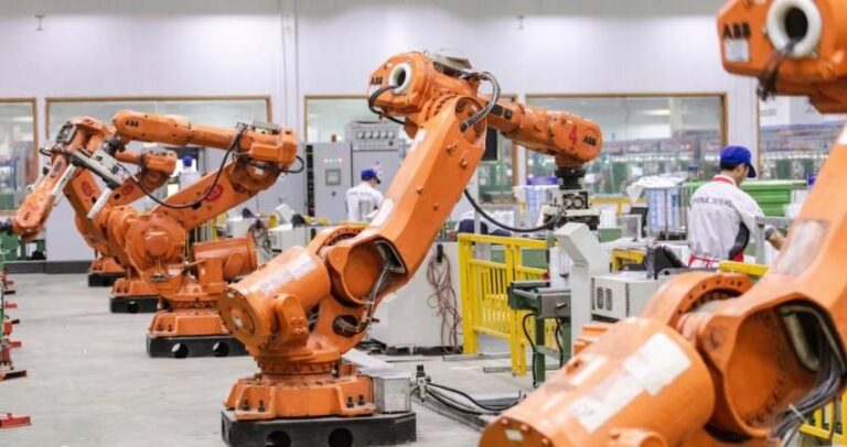 Jiujiang,,China,-,April,19,,2019:,Abb,Intelligent,Robots,Are