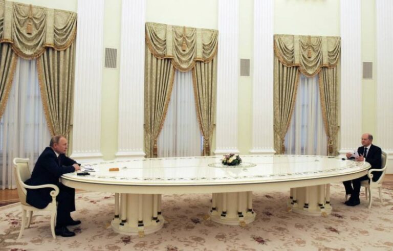 German Chancellor Olaf Scholz visits Moscow