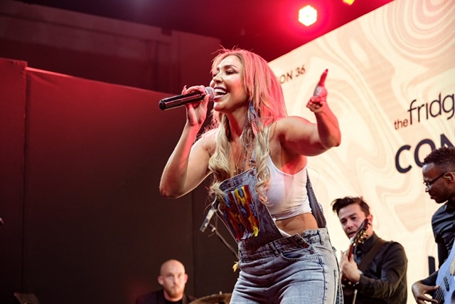 7C7DAE06-55EE-4619-A873-F45EA4EFA44F