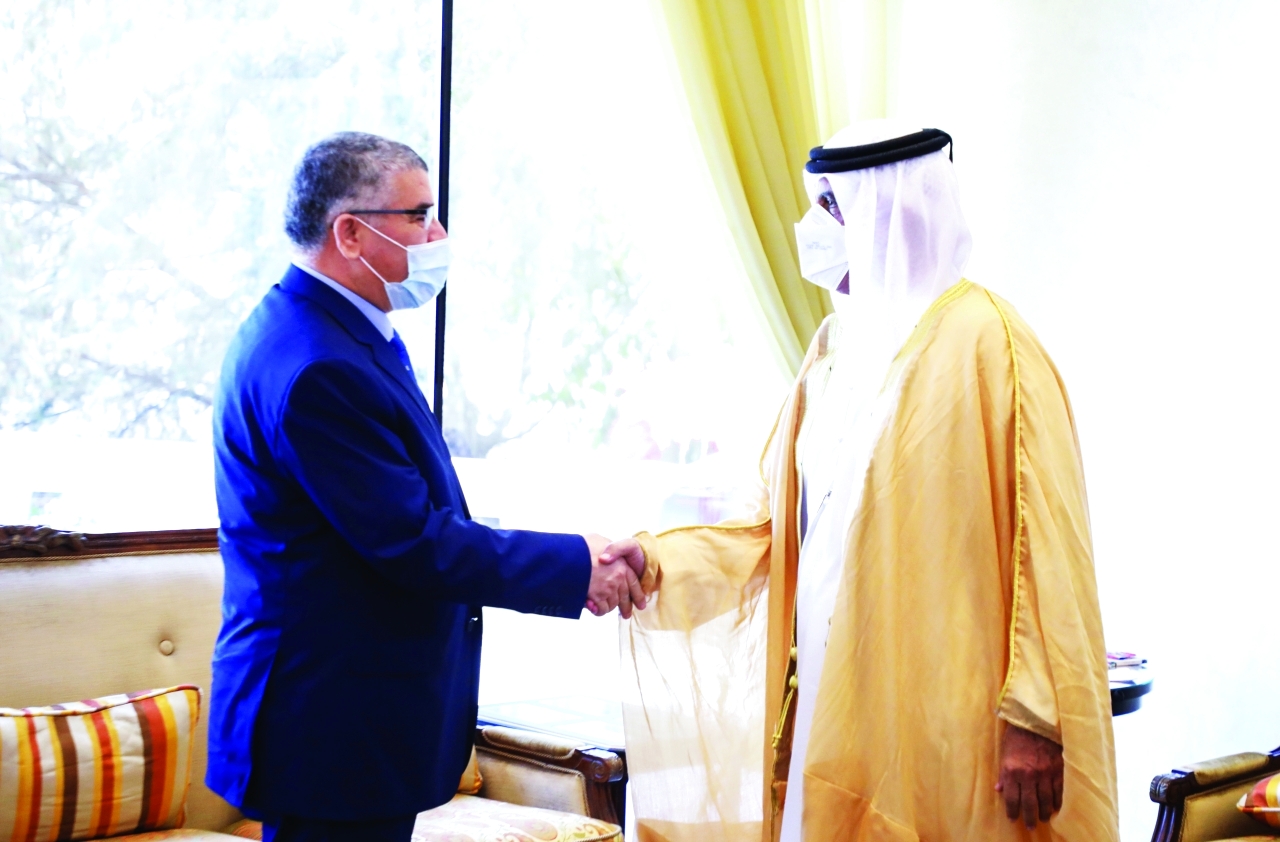 â€ژط­ط§ظƒظ… ط±ط£ط³ ط§ظ„ط®ظٹظ…ط© ظٹط³طھظ‚ط¨ظ„ ط§ظ„ط³ظپظٹط± ط§ظ„ط¬ط²ط§ط¦ط±ظٹ 1