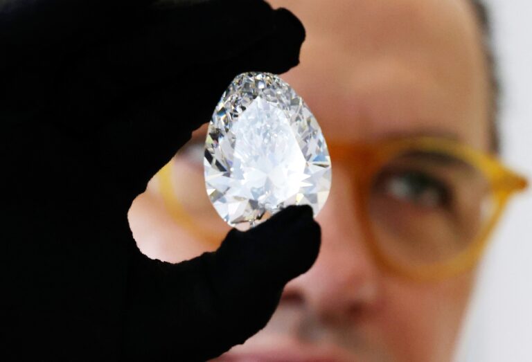 UAE-CHRISTIES-DIAMOND