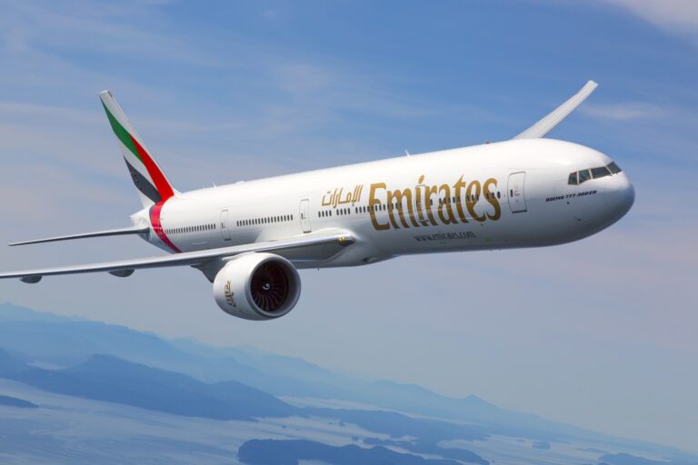 1920_emiratesboeing777-300er-567962-7