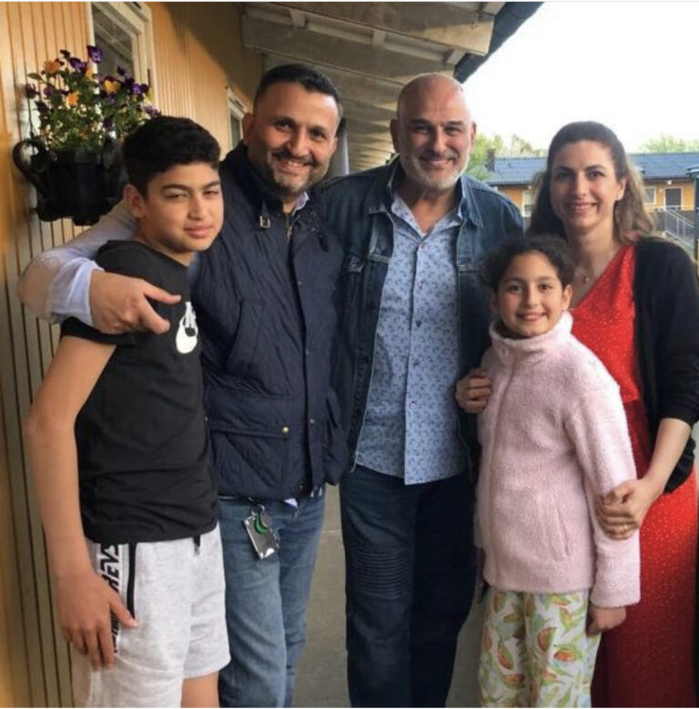 52154A9D-5DC9-4E70-B585-687956AEF534