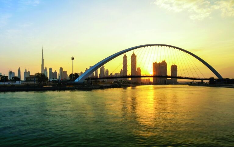 A,View,Of,Dubai,Canal,And,Dubai,Skyline
