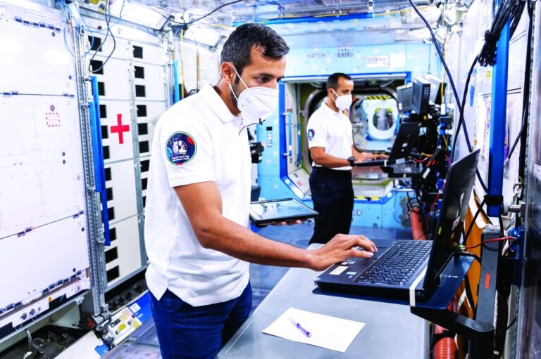 ط±ط¦ظٹط³ ط§ظ„ط¯ظˆظ„ط©: ط¯ظˆظ„ط© ط§ظ„ط¥ظ…ط§ط±ط§طھ طھط³ط¹ظ‰ ط¨ط®ط·ظ‰ ط­ط«ظٹط«ط© ظˆط·ظ…ظˆط­ط© ظ„طھط±ط³ظٹط® ظ…ظƒط§ظ†طھظ‡ط§ ظپظٹ ظ…ط