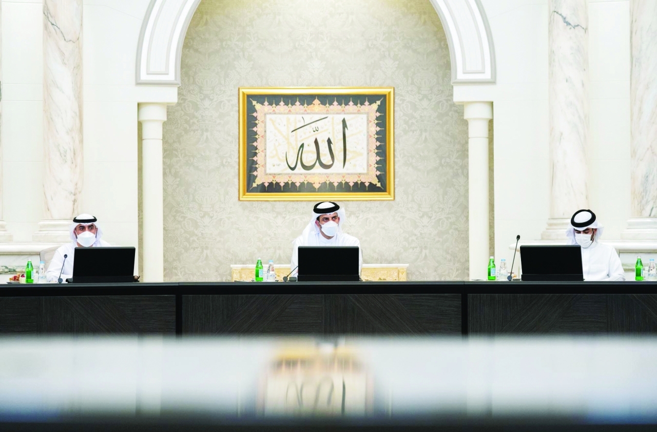 ط³ظ„ط·ط§ظ† ط¨ظ† ط£ط­ظ…ط¯ ط§ظ„ظ‚ط§ط³ظ…ظٹ ظٹطھط±ط£ط³ ط§ط¬طھظ…ط§ط¹ ط§ظ„ظ…ط¬ظ„ط³ ط§ظ„طھظ†ظپظٹط°ظٹ  3