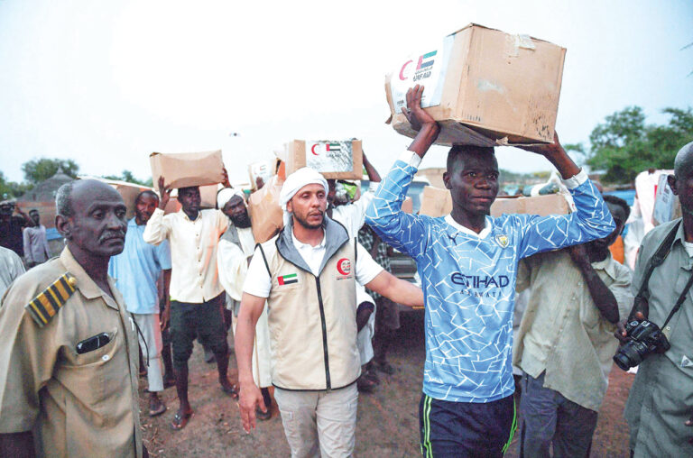 ظ…ظˆط§ط¯ ط§ظ„ط¥ط؛ط§ط«ط© ط§ظ„ط¥ظ…ط§ط±ط§طھظٹط© طھطµظ„ ط¥ظ„ظ‰ ظ‚ط±ظ‰ " ط§ظ„ظ‚ط¶ط§ط±ظپ" ط§ظ„ط³ظˆط¯ط§ظ†ظٹط© ط§ظ„ط£ظƒط«ط± طھط¶ط±ط±ط§