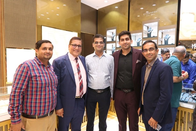 DD9FEF97-EC19-46BE-8E89-35B1ACB4EFAD