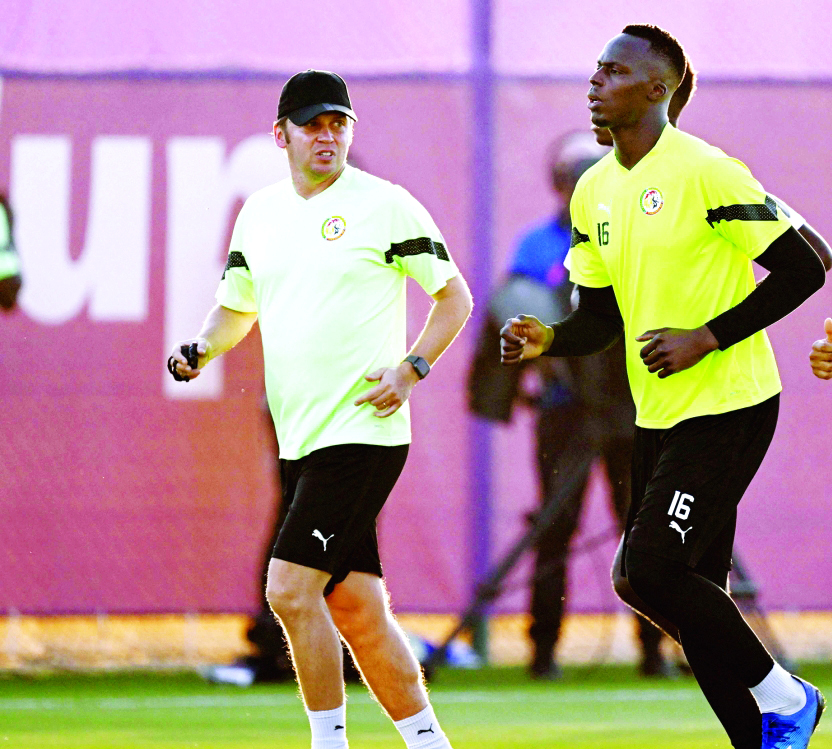 FBL-WC-2022-TRAINING-SEN