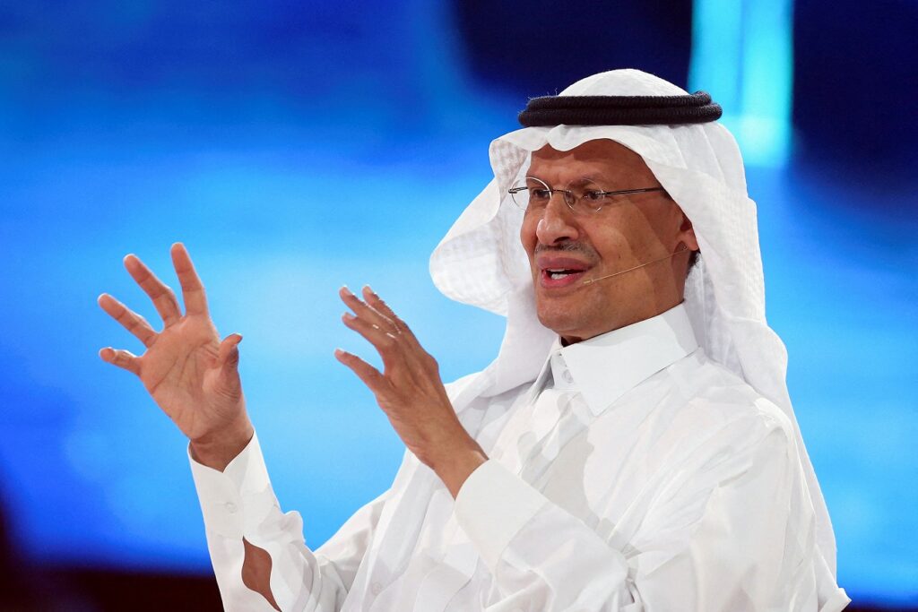 وزير الطاقة السعودي: جميع أعضاء أوبك+ يشاركون في القرار