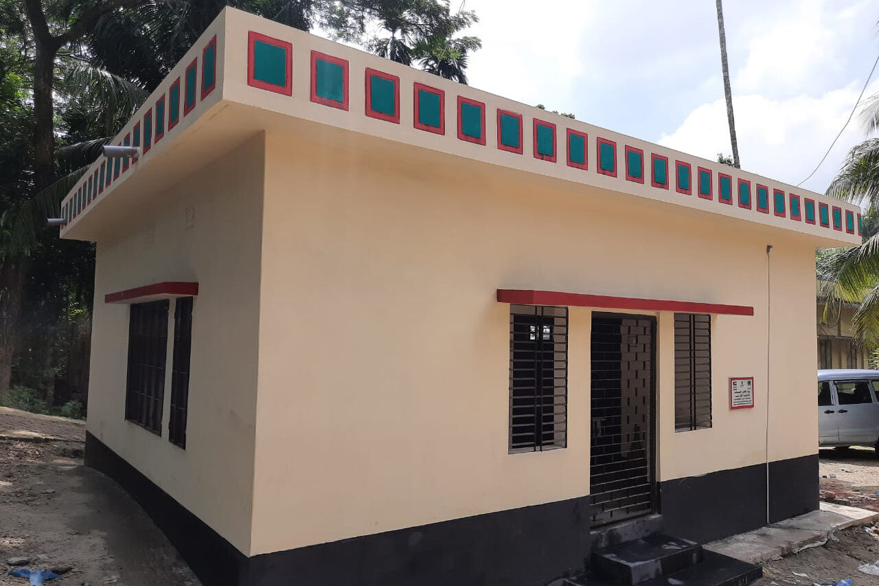 الشارقة الخيرية تبني 110بيوت للفقراء خارج الدولة في 2022.