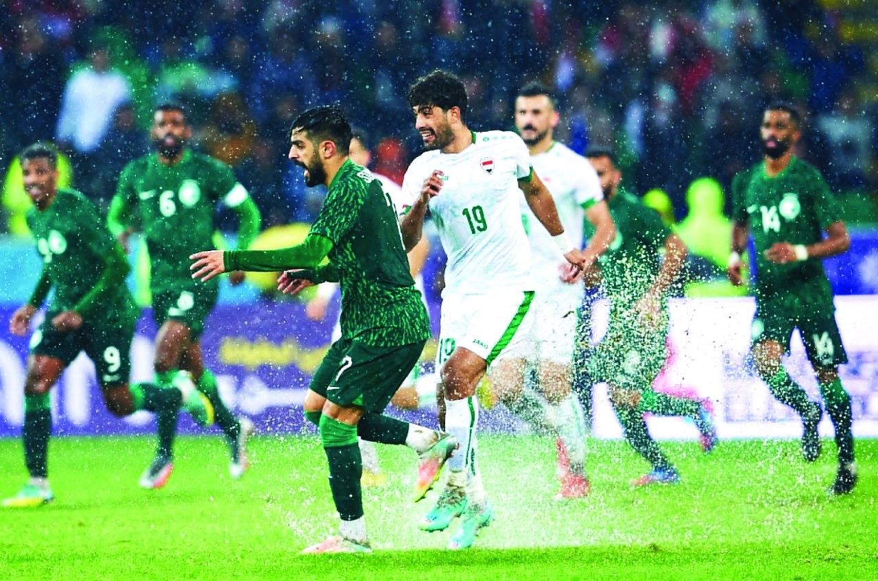 المنتخب العراقي يفوز على نظيره السعودي بهدفين في  "خليجي 25" .