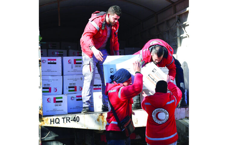 جهود اماراتية متواصلة لإرسال المساعدات الإغاثية للمتضررين من الزلزال في سوريا وتركيا. 