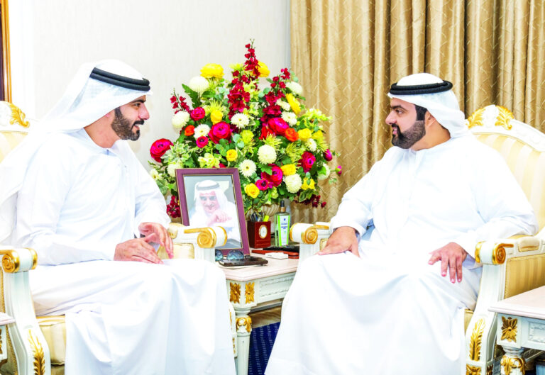 محمد الشرقي يستقبل وزير الثقافة والشباب ويطلع على مشاريع الوزارة في مجال العمل الثقافي