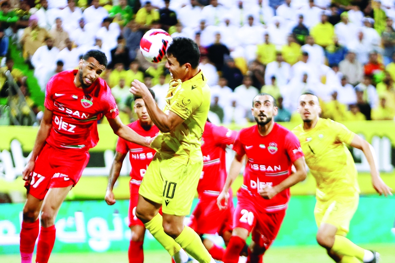 مباراة كرة القدم بين نادي الوصل ونادي شباب الأهلي دوري ادنوك للمحترفين  ستاد زعبيل،ديسمبر،19 ،2022 .تصوير غلام كاركر