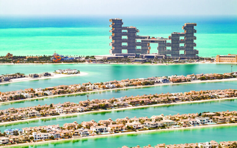 Dubai,,Uae,-,April,18,,2022:,Private,Houses,On,Branches