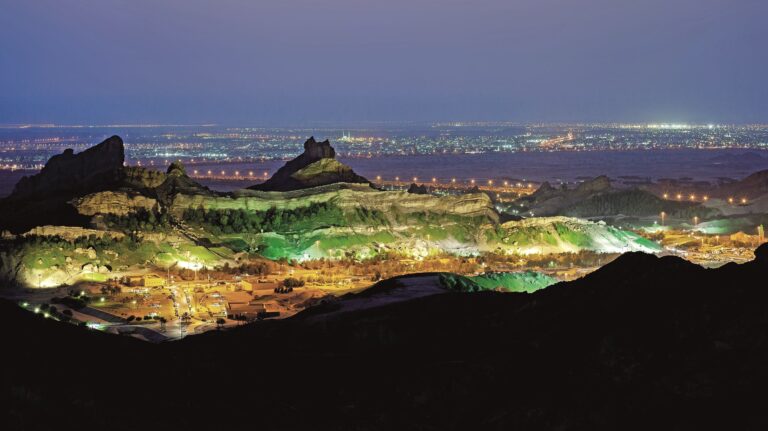 aa8651cc-efca-4576-96e0-72d328ec806b