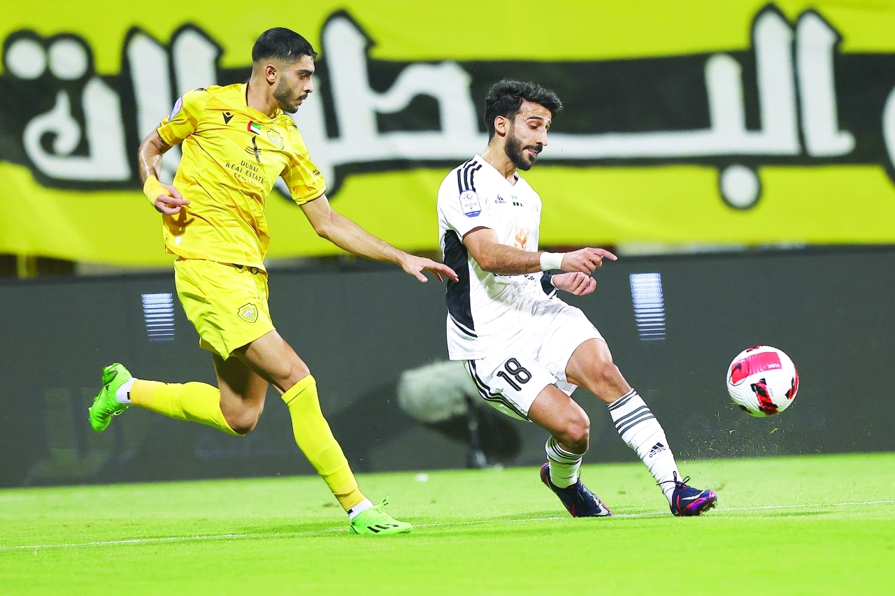 مباراة كرة القدم بين فريق نادي الوصل وفريق نادي عجمان  استاد زعبيل نادي الوصل خلال دوري ادنوك للمحترفين استاد الشارقة،نوفمبر،05 ،2022 .تصوير غ