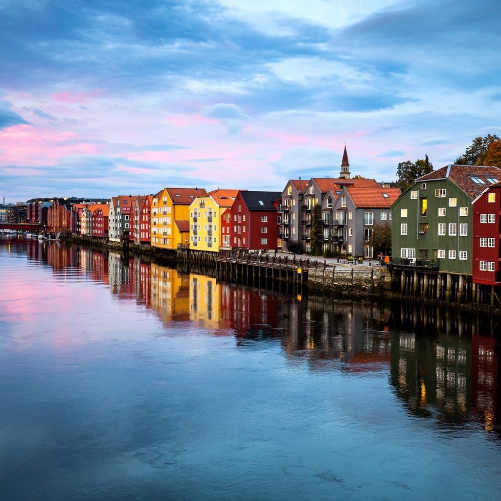 8b56eeda-1d89-46d9-9ae8-0797192dc7b1