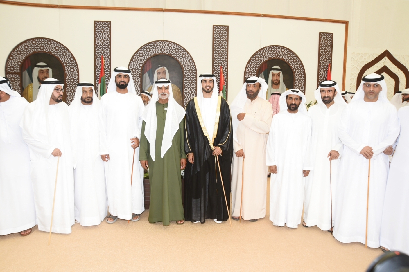 نهيان بن مبارك يحضر أفراح الخيلي في العين .