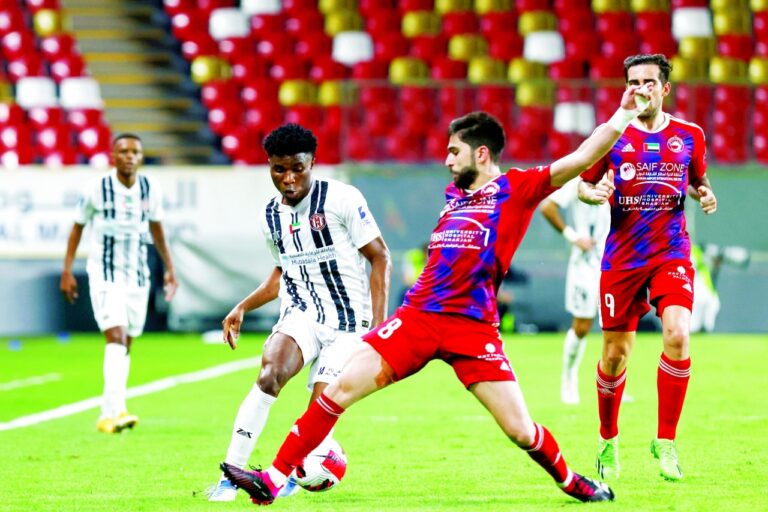 مباراة فريق نادي الشارقة و نادي الجزيرة لـ كرة القدم كأس مصرف أبوظبي الإسلامي - الذهاب - أبوظبي 2023 م