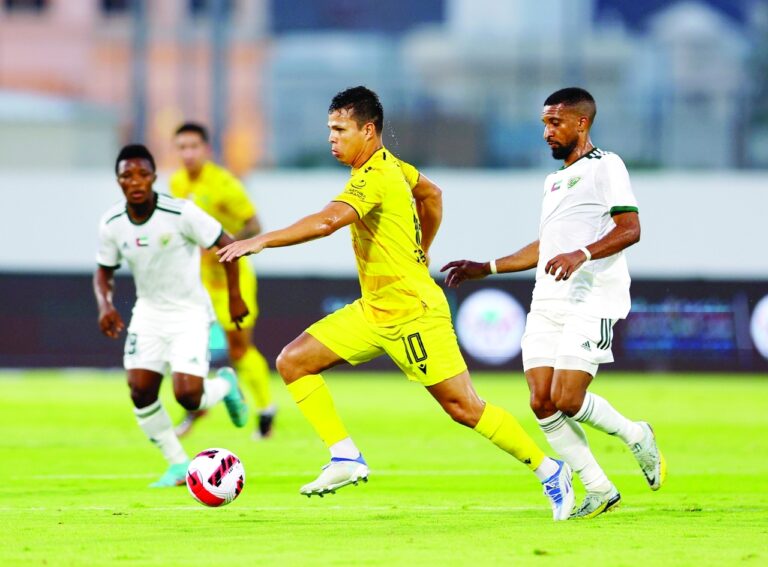 مباراة فريق نادي خورفكان و خورفكان لـ كرة القدم دوري أدنوك لـ المحترفين - خورفكان 2023 م