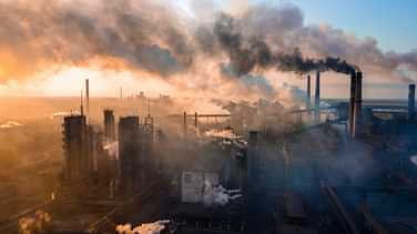 sabq_2023-08_24d75330-ed34-4b1e-9d15-e7ec1d4737db_air_pollution_1