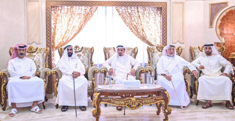 حاكم عجمان يحضر مأدبة غداء أقامها عبيد الزعابي بمناسبة زفاف نجله.