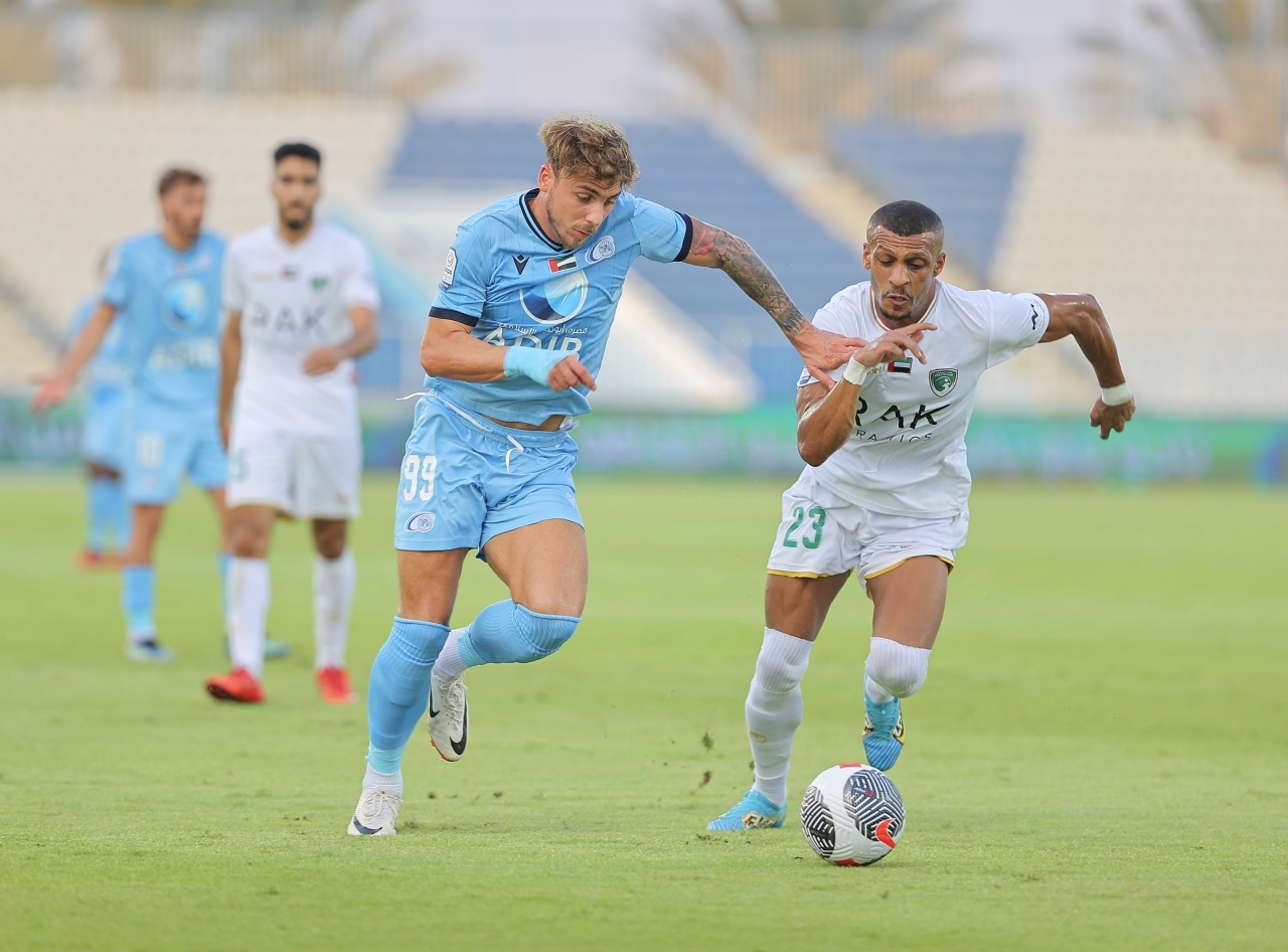 بدون اسم مصور عن طريق الايميل