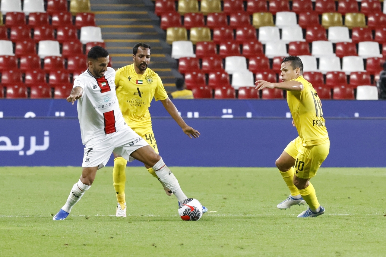 مباراة فريق نادي الجزيرة و الوصل لـ كرة القدم دوري أدنوك لـ المحترفين - أبوظبي 2023 م