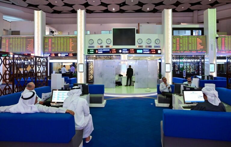 UAE-STOCKS-GULF-HEALTH-VIRUS