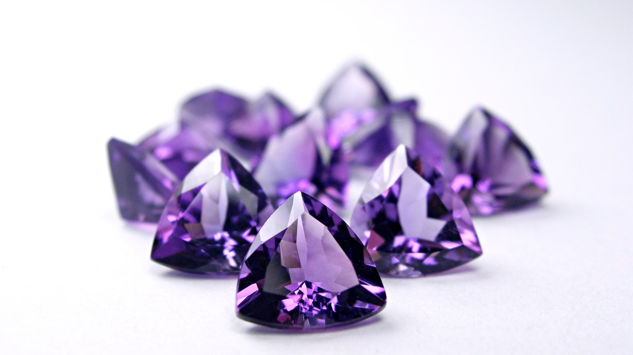 9d57f910-fe3d-4bba-bee1-acda635a5a2e