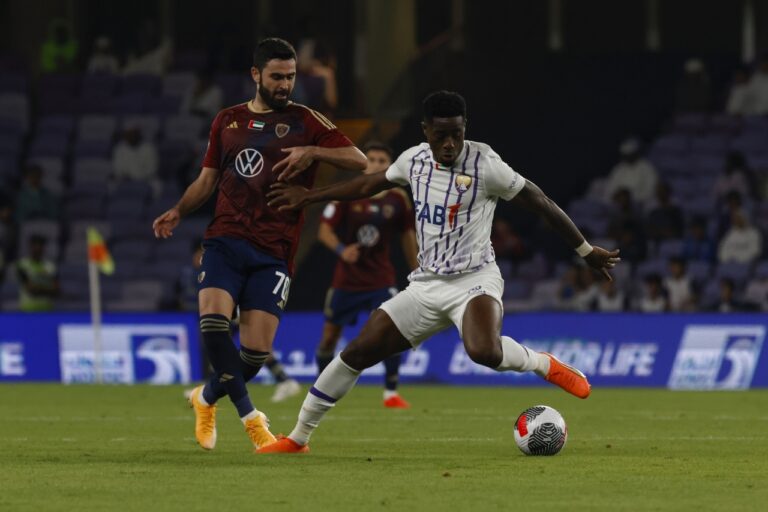 مباراة فريق نادي العين و الوحدة لـ كرة القدم دوري أدنوك لـ المحترفين - العين 2023 م