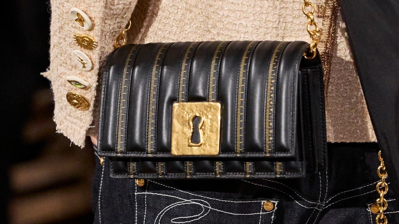 8455b72e-1207-4a88-ab35-0bef218d9715