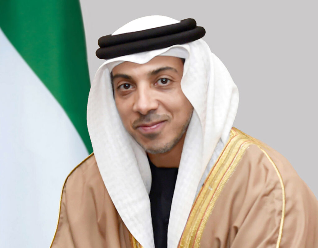 عاجل/بموافقة المجلس الأعلى للاتحاد..رئيس الدولة يصدر قراراً بتعيين منصور بن زايد نائباً لرئيس الدولة إلى جانب محمد بن راشد
