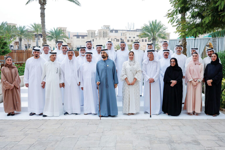 الشيخ محمد بن راشد يحضر اللقاء الاع