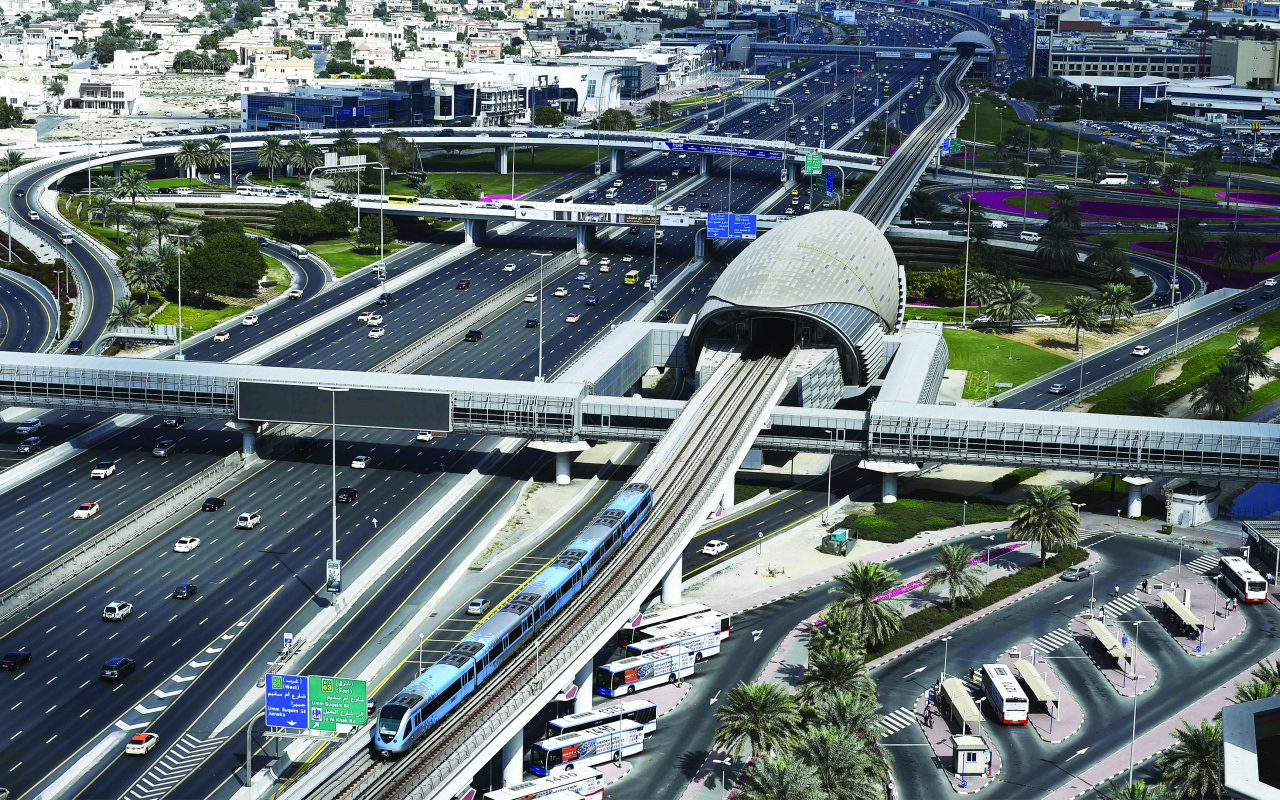 ط¹ظˆط¯ط© ط®ط¯ظ…ط© ط§ظ„طھظ†ظ‚ظ„ ط¨ط§ظ„ظ…طھط±ظˆ ط¨ظٹظ† ظ…ط­ط·طھظٹ ظ…ط±ظƒط² ط¯ط¨ظٹ ظ„ظ„ط³ظ„ط¹ ط§ظ„ظ…طھط¹ط¯ط¯ط© ظˆط§ط¨ظ† ط¨ط·ظˆط·