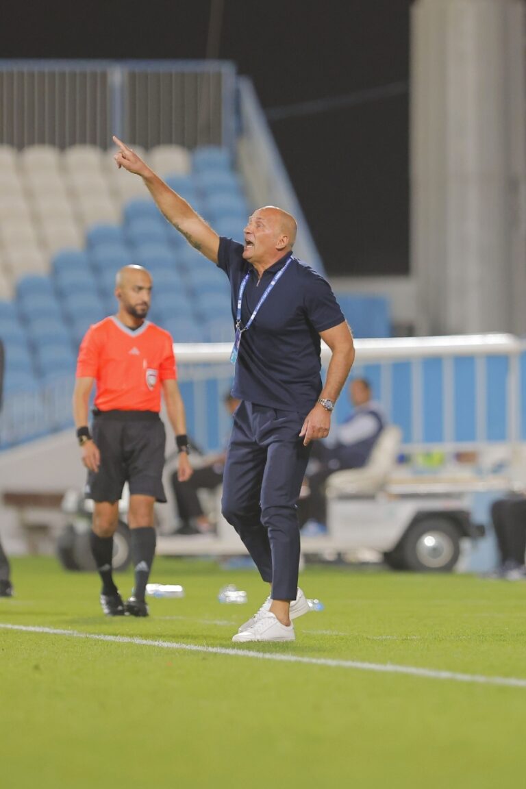 داركو ميلانيتش خلال مباراة فريق نادي بني ياس و العين لـ كرة القدم دوري أدنوك لـ المحترفين - أبوظبي 2024 م