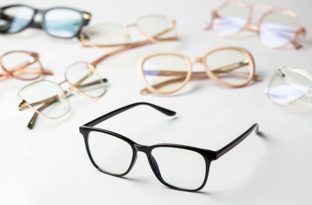 sabq_2024-05_3c748ab8-fff3-4c75-a9b6-5a0d1c970857_eyeglasses_accessorize