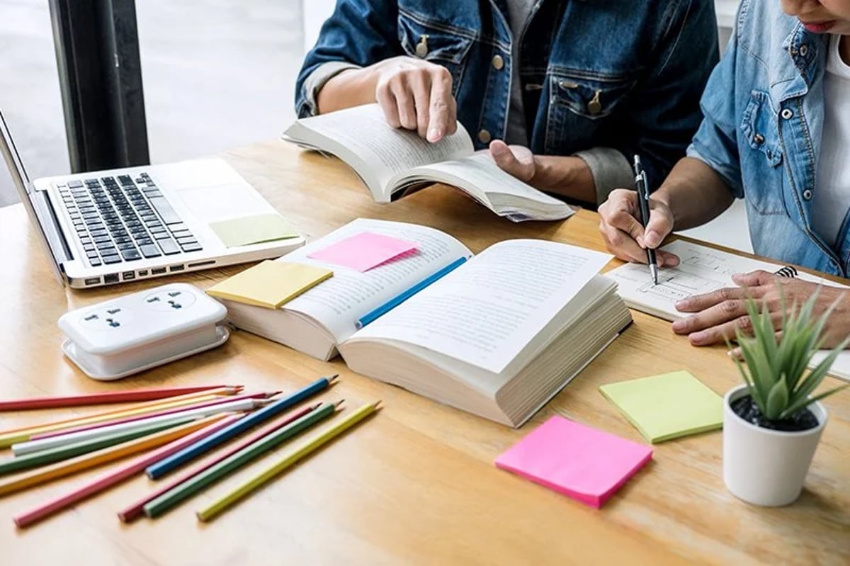 sabq_2024-06_ea3df55b-c3c3-4787-ab33-b9ad50a16f8c_95498_Pieper_Blog_How_Studying_for_the_Bar_Exam_is_Different_Than_Studying_in_Law_School