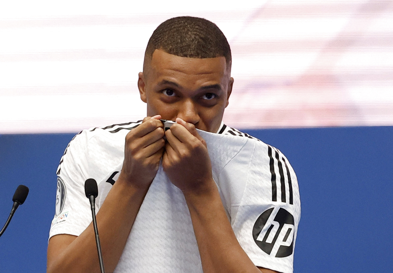 Real Madrid unveil Kylian Mbappe