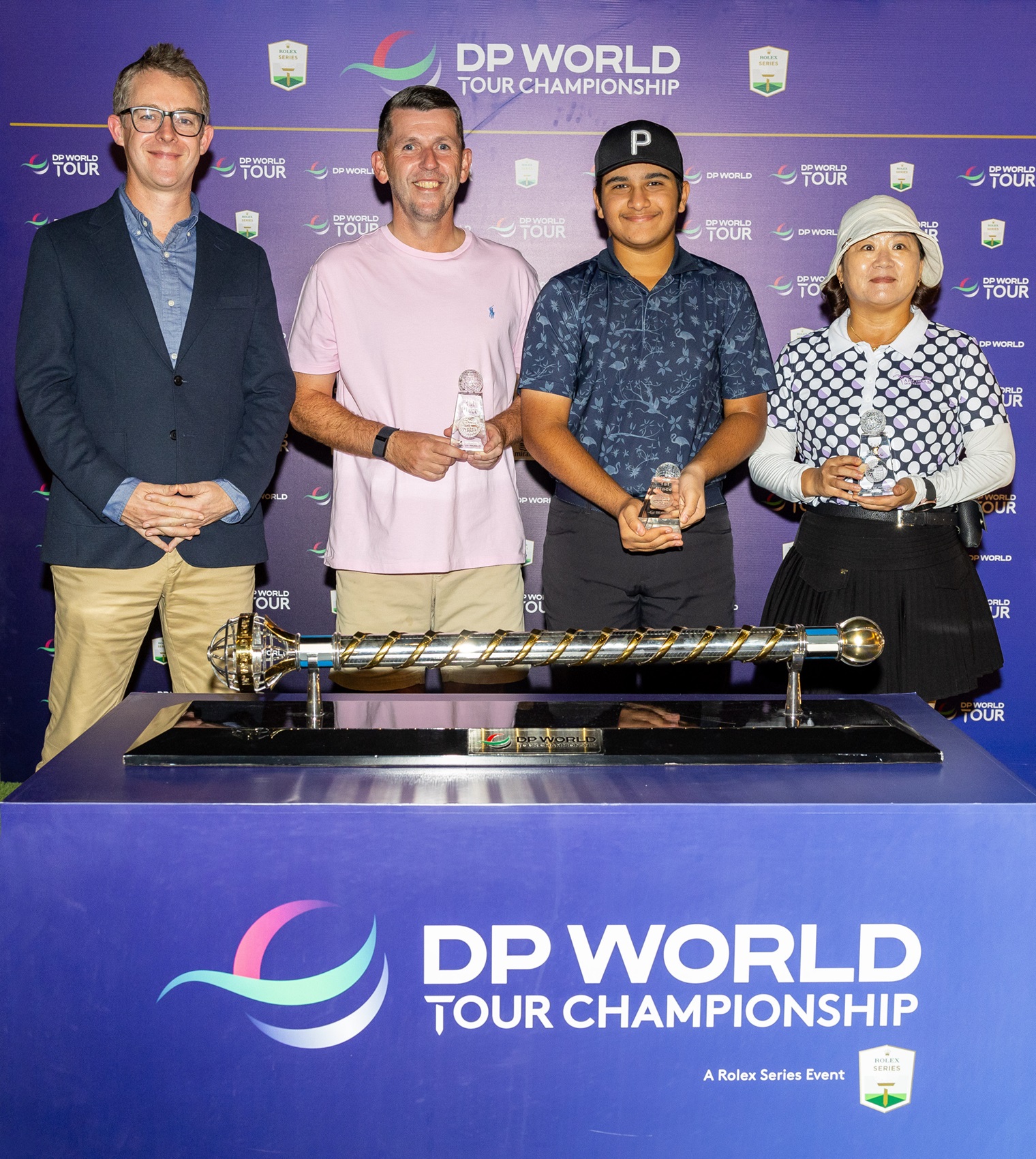 Tom Phillips with 2023 ProAm Winners and Trophy