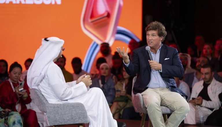 196-004402-tucker-carlson-mohammed-bin-zayed_700x400