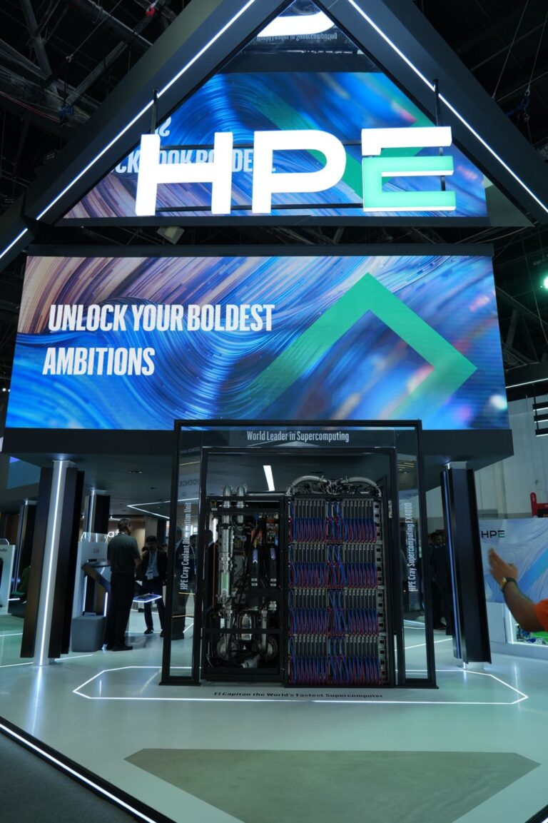 World’s fastest supercomputer showcased at GITEX 2025 by HPE 2