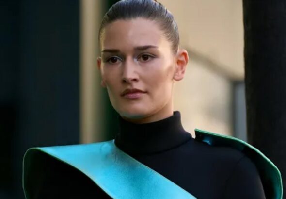 279096604326520251125110315315