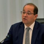 1716149596945320251203060556556