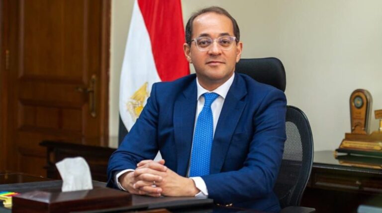 2825151822028202512020223272327